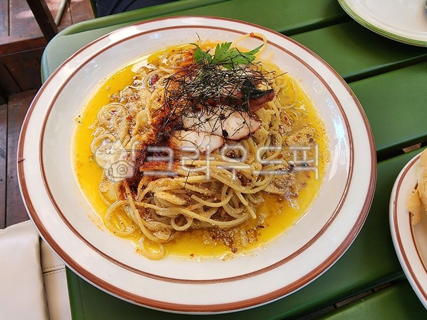 Sous vide octopus pollack roe oil pasta,pollack roe,pasta,oil pasta,western food