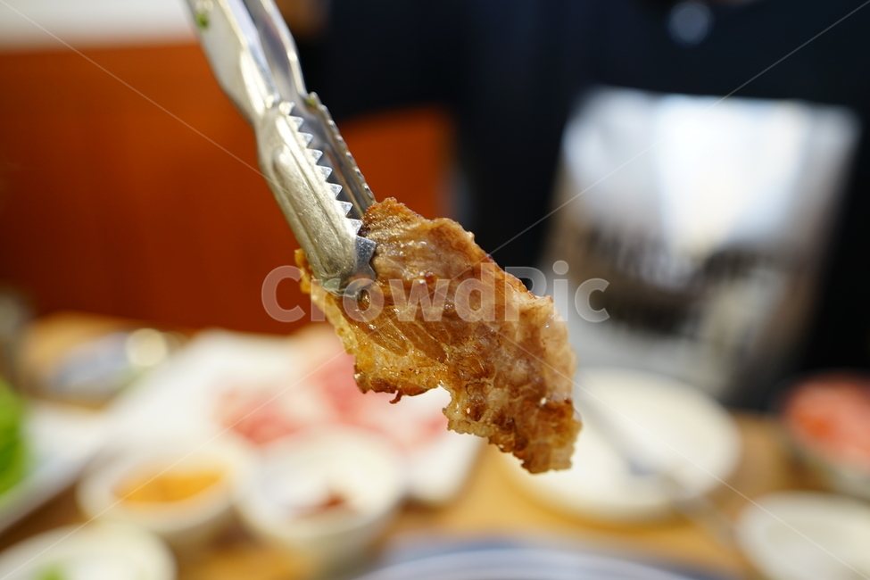고기,차돌박이,육류,육식,안주,술안주,푸드,음식,안줏거리,안주거리,꼬기,구이,먹거리,술자리,한식,음식,식재료,요리,food,cook,meal,dishes,food reserves,육류,고기,meat