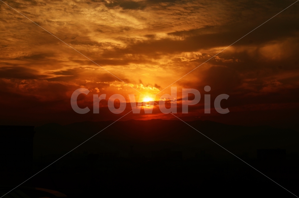 노을,하늘,일몰,해,붉은,태양,빨간,구름,자연,풍경,nature,landscape,outdoors,옥외,sky,dusk,황혼,sunset,red sky,붉은 하늘,dawn,새벽,sunlight,햇빛