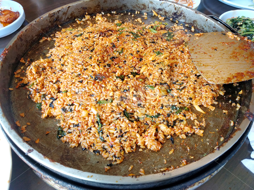 볶음밥,닭갈비,춘천,철판볶음밥,철판닭갈비,음식,음식,식재료,요리,food,cook,meal,dishes,food reserves,한식,한국음식,한국요리,korean food,korean dishes,korean meal,korean cook