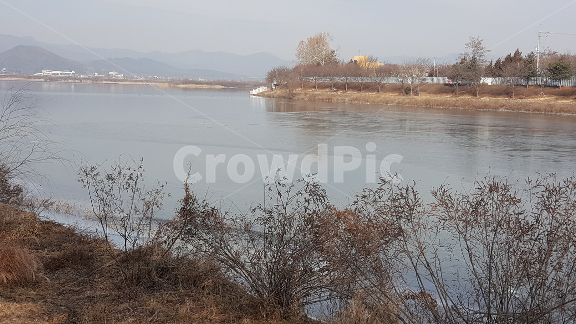 공원,호수,겨울,겨울호수,공지천,춘천,겨울,계절,winter,season,자연,풍경,nature,landscape,water,물,outdoors,옥외