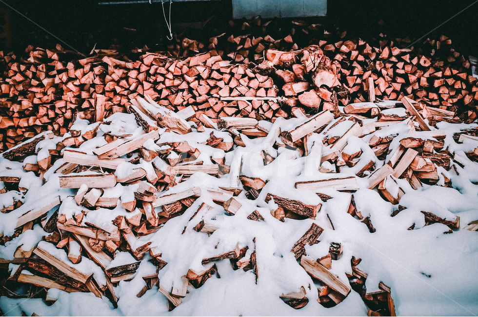 장작,눈쌓인,눈내린,겨울,겨울배경,겨울,계절,winter,season