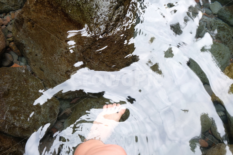 물,water,발,foot,clean,물속의발,여름,계절,summer,season,사람,인물,인간,human,person,신체일부,몸,body