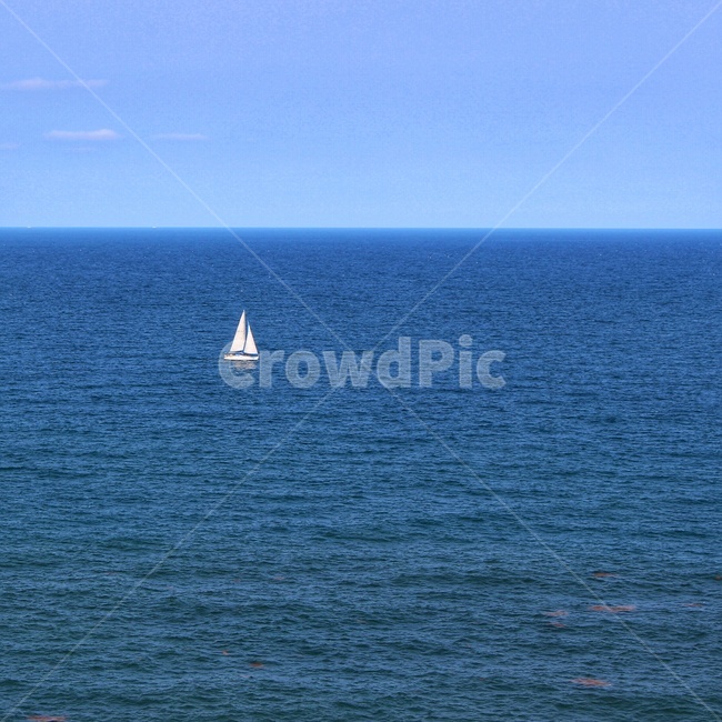 바다,대비,배,시원한,평화,풍경,요트,푸른,파란,돛단배,소소한,yacht,수평선,horizon,잔잔한,하늘,맑은,물결,자연,풍경,nature,landscape,vehicle,차량,transportation,교통,watercraft,선박