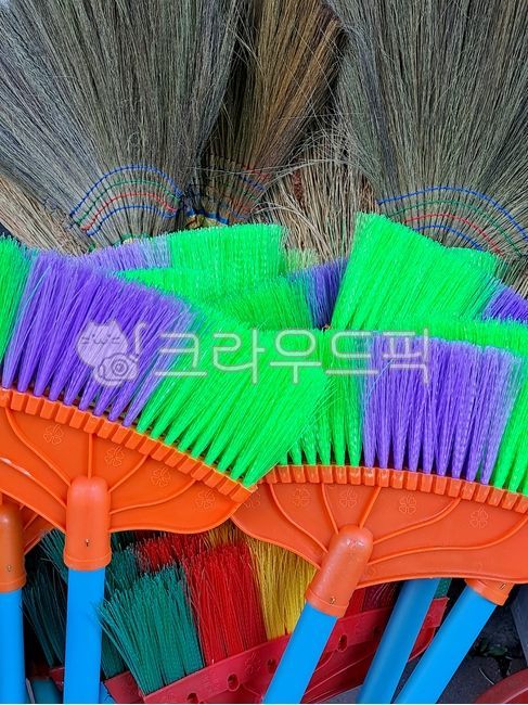 빗자루,갈대비빗자루,갈대빗자루,갈대비,청소,청소도구,갈대,플라스틱빗자루,감성,broom,cleaning,colorful