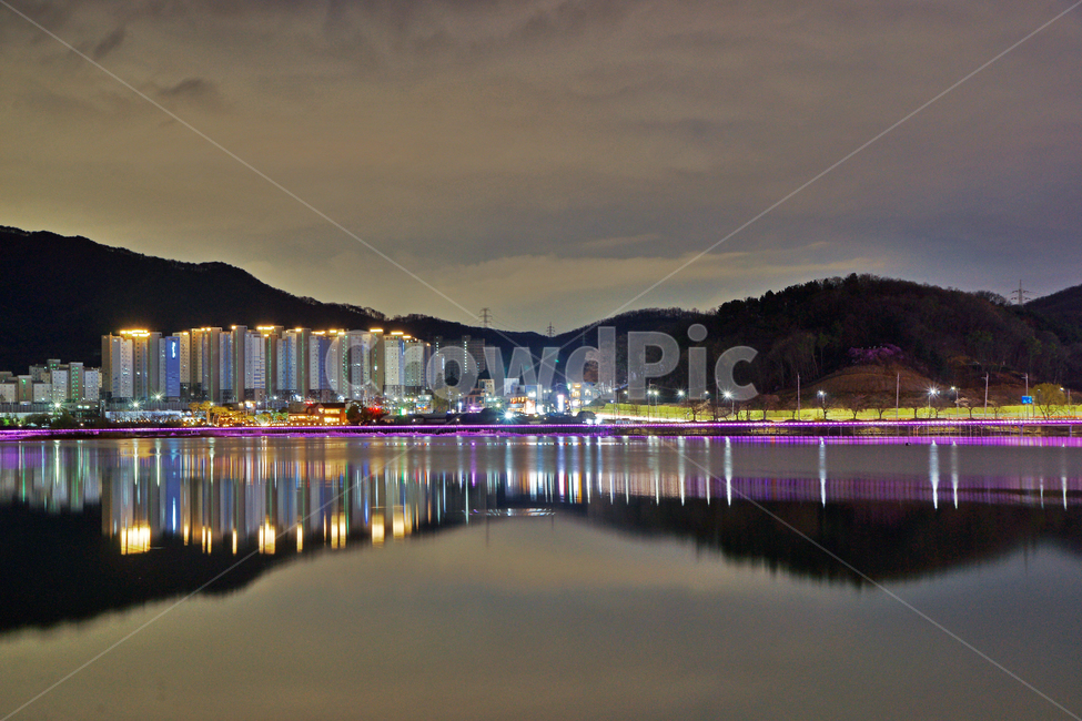 백운호수,의왕,탐방로,호수,아파트,야경,반영,조명,백운산,야경,밤,풍경,nightscape,night,landscape,도시,city,한국도시풍경,한국도시경관,korea cityscape,water,물,building,건물