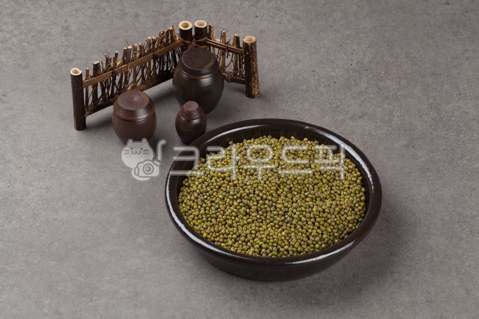 녹두,녹두전,빈대떡,곡식,잡곡,식품,음식,건강,식물,그릇,숟가락,mungbean,pancake,grain,multigrain,foodwind,food,health,healthfood,plant,bowl,spoon