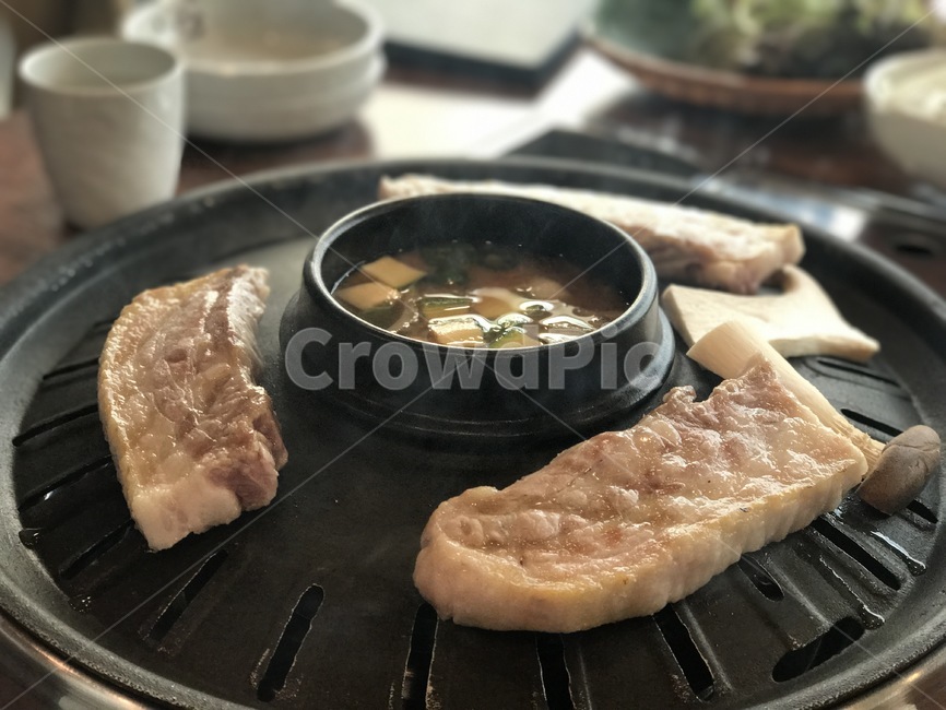 고기,삼겹살,된장찌개,식사,회식
