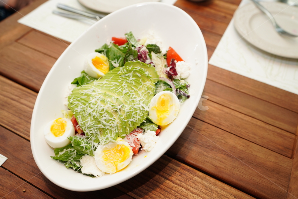샐러드,계란,달걀,아보카도,salad,접시,푸드,food,채소,야채,egg,음식,음식,식재료,요리,food,cook,meal,dishes,food reserves