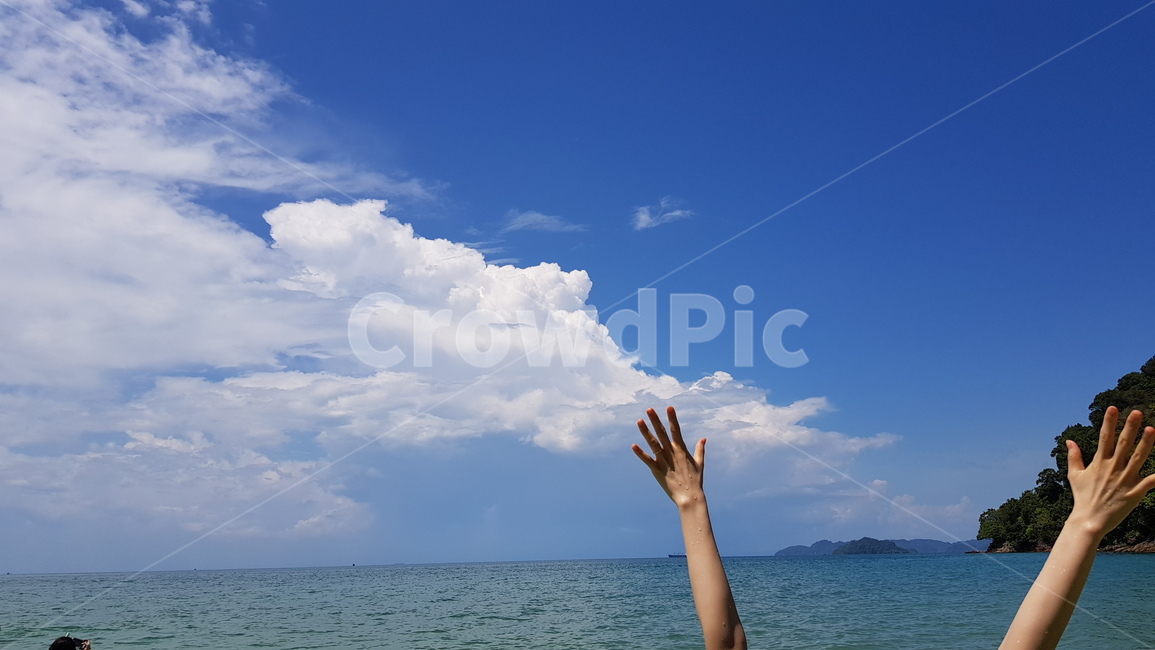 sky,바다,하늘,손,구름