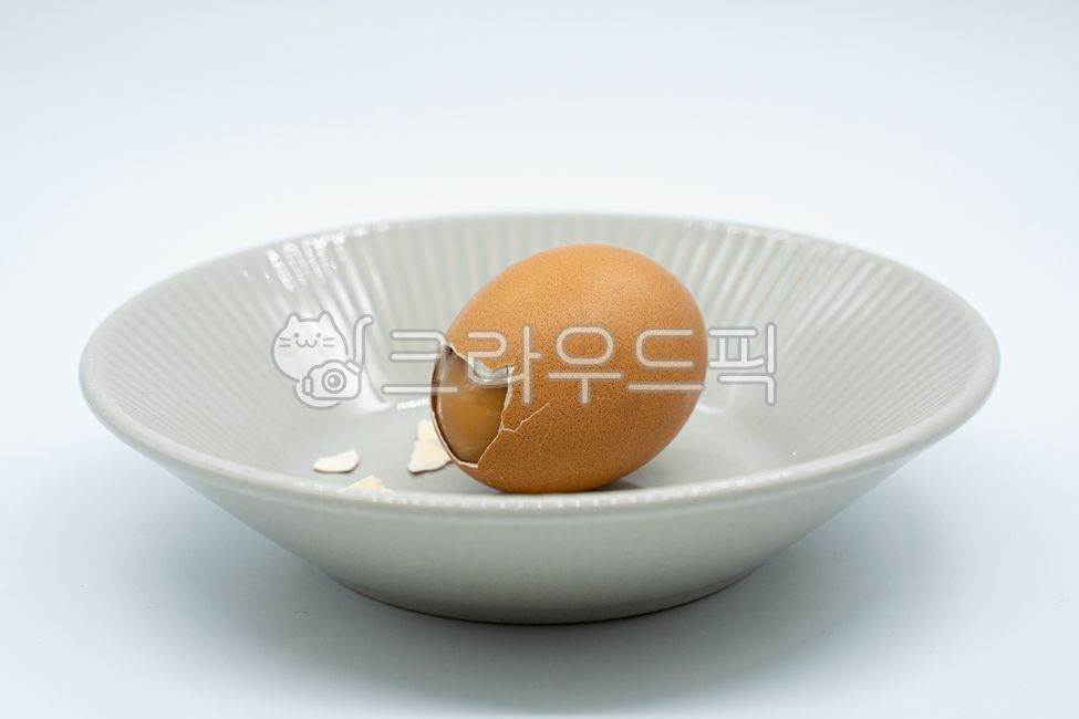 Egg,egg,baked egg,egg,chicken egg,egg calories,high protein,egg benefits,egg price,egg dishes,maekbanseok,maekbanseok eggs,fried eggs,food,ingredients,cooking,shell,egg shell,eggshell
