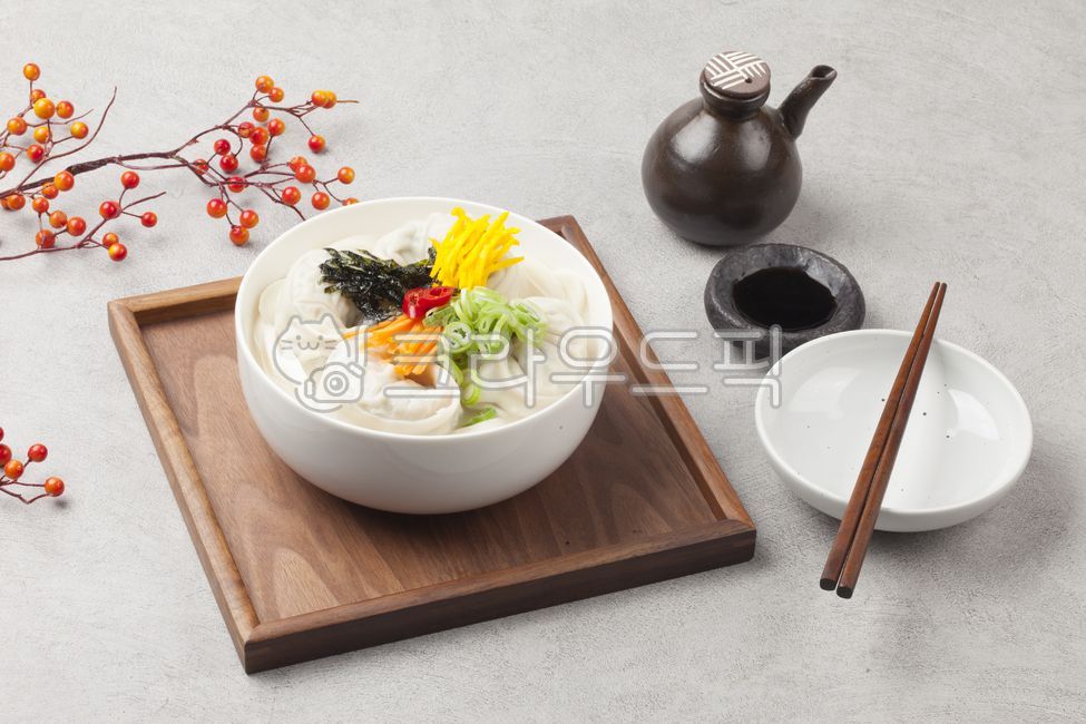 떡국,떡만두국,만두국,만두,가래떡,고명,설음식,명절음식,설날음식,요리