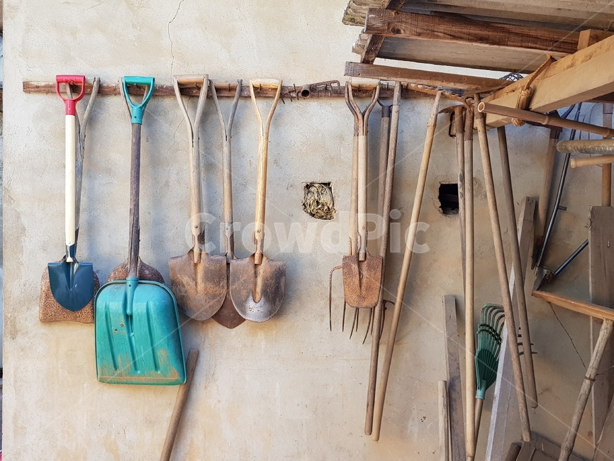 농기구,삽,갈퀴,눈삽,빗자루,농업용품,농가,시골,country,shovel,rake,사물,물건,오브젝트,thing,object,matter