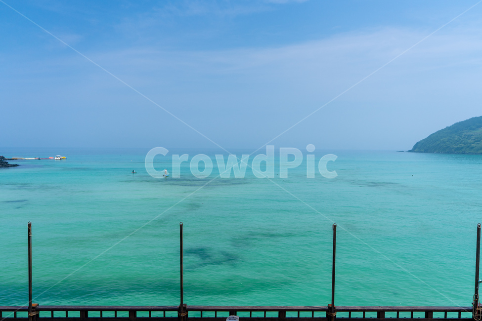 water,물,waterfront,워터프론트,port,포트,pier,교각,dock,독,제주도,제주,jeju,파랑,blue,하늘,sky,에메랄드