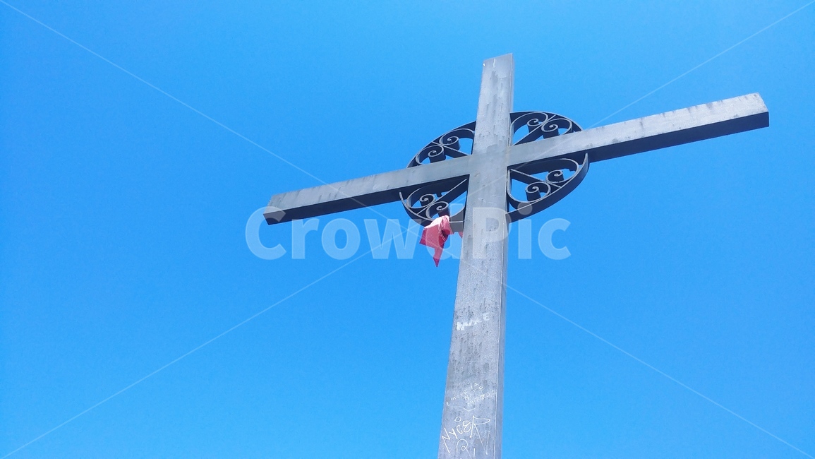 몬세라트,십자가,조형물,하늘,스페인,thecross,spain,monserrate,조각상,동상,석상,조형물,statue,bronze statue,stone statue,종교,신앙,religion,belief,faith