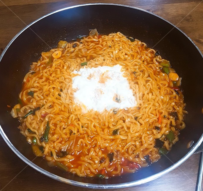 ramen,snack,Cheese Ramen,Stirfried Ramen,cooking,mukbang,food,cheese