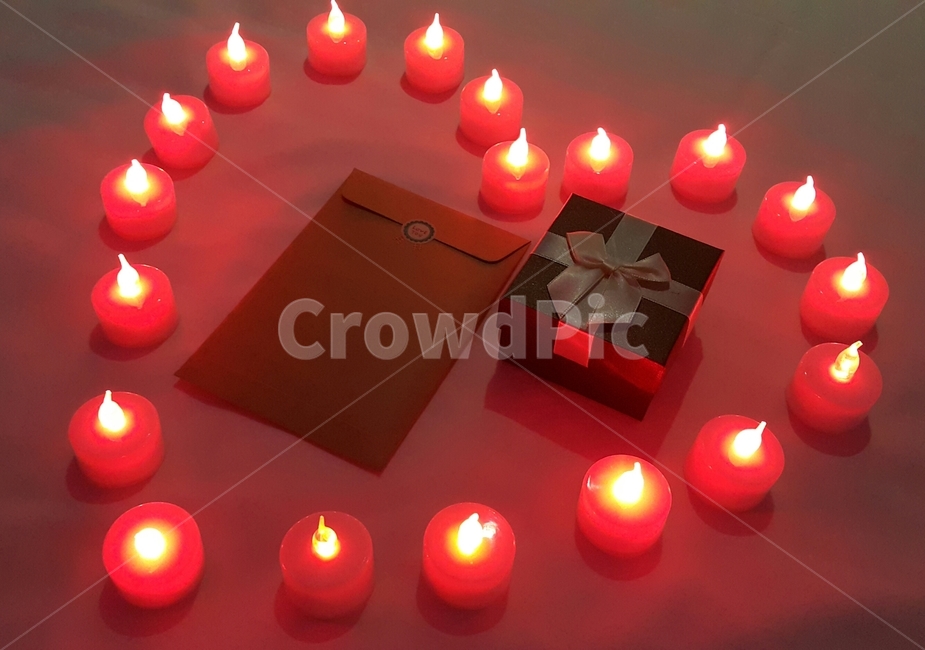 프로포즈,사랑,고백,무드,분위기,감성,불빛,촛불,빛,색감,로맨틱,propose,love,mood,atmosphere,light,confession,sensitivity,romantic,candlelight,color,양초,candle,하트,heart,편지,연애,선물,letter,loveletter,present,cadaux,date,surprise,기념일,축하,anniversary,congratulation,celebrate,celebration