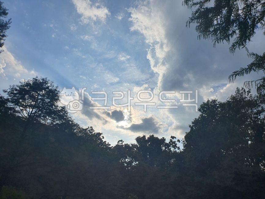 cloud,mysterious clouds,shining clouds,nice clouds