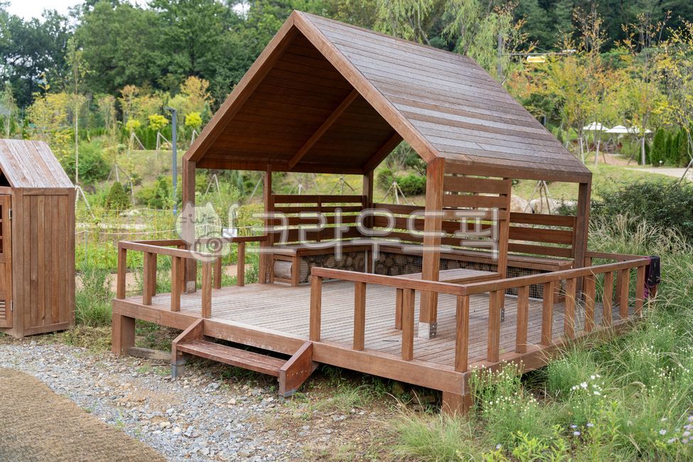 정자,pavilion,gazebo,오두막,나무집,공원,park,정원,garden,나무,tree