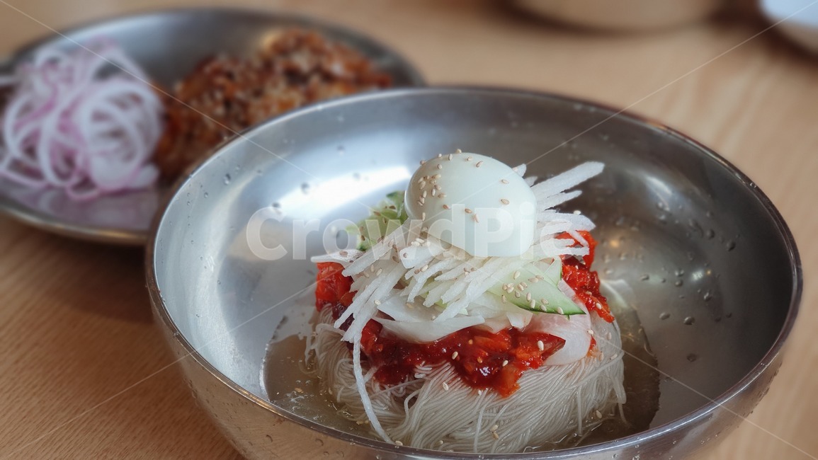 여름사진공모전,food,음식,회냉면,비빔냉면,국수,noodle,음식,식재료,요리,food,cook,meal,dishes,food reserves,한식,한국음식,한국요리,korean food,korean dishes,korean meal,korean cook