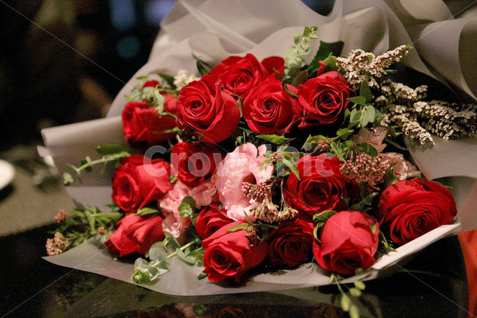 꽃,꽃다발,기념일꽃,장미,다발,장미꽃,flower,red,꽃,flower,기념일,축하,anniversary,congratulation,celebrate,celebration