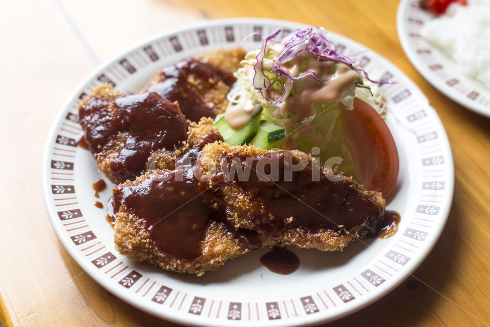돈까스,돈카츠,일식,정식,치킨,돼지고기,외식,음식,맛집,양배추,야채,소스,치킨까스,음식,식재료,요리,food,cook,meal,dishes,food reserves,양식,서양음식,서양요리,western food,western dishes,western meal,western cook