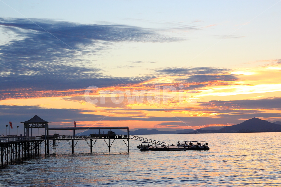 일몰,노을,바닷가,감성사진,아름다움,중국여행,요트,산야베이,PhoenixIsland,Sanya,랜드마크,휴가,여행,하이난,citylandscape,해외여행,foreign,oversea,world,worldcityscape,경치,outdoors,옥외,감성,sensible,feeling,휴식,힐링,rest,relaxation,healing,중국관광지,동양의하와이,휴양지,붉은노을,자연풍경,여름풍경,sanya,자연,풍경,nature,landscape,해외,외국,세계,foreign,oversea,world,세계자연풍경,해외자연풍경,외국자연풍경,world nature landscape,water,물,waterfront,워터 프론트,pier,교각,port,포트