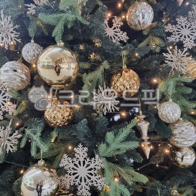 christmas,크리스마스,christmasdecorations,크리스마스장식들,christmastree,크리스마스트리,christmastreeornaments,크리스마스트리장식품