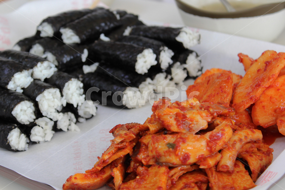 충무김밥,김밥,통영,음식,길거리음식,석박지,오징어,어묵,조림,한국음식,koreanfood,food,meal,dishes,음식,식재료,요리,food,cook,meal,dishes,food reserves