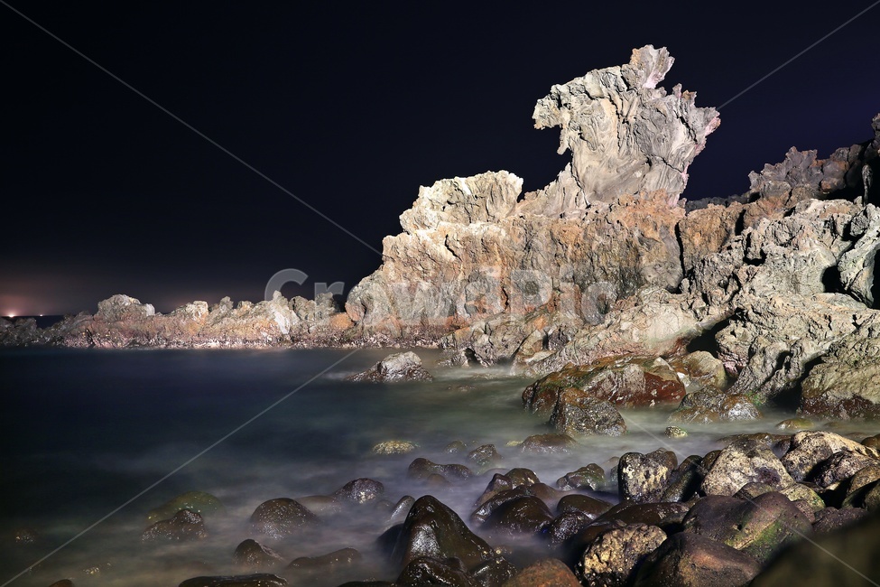 제주,용두암,용두암야경,제주비경,제주바다,해안,해변,landscape,경치,scenery,풍경,flare,플레어,light,빛,nature,자연,outdoors,옥외