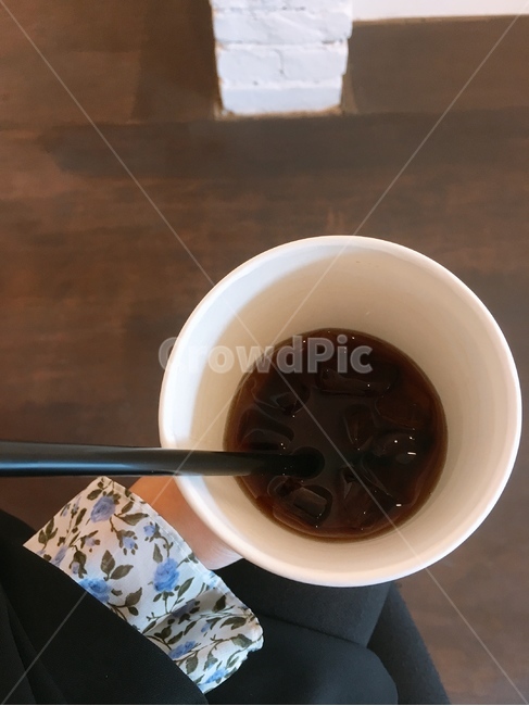 커피,원형컵,목마름,씁쓸함,쉼