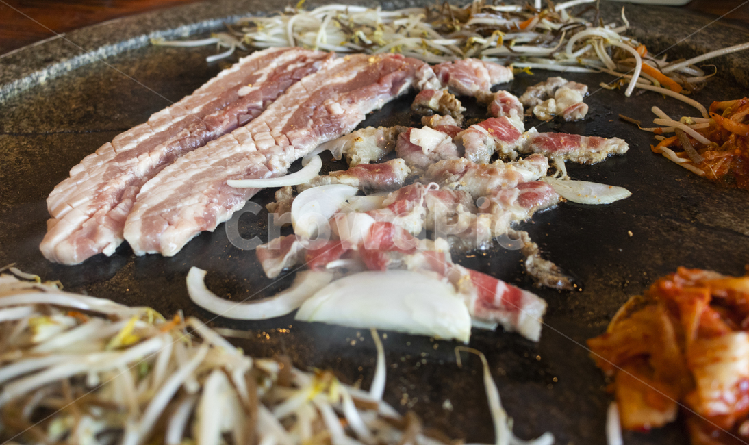 삼겹살,돌판,음식,식당,고기,돼지고기,맛있는,먹음직스러운