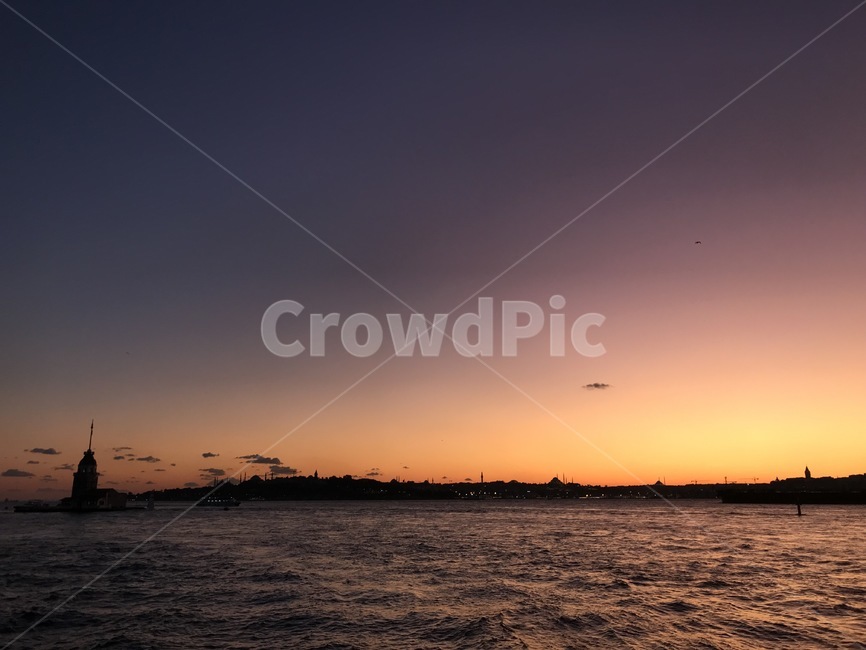 바다,야경,석양,노을,밤바다,바다야경,nature,자연,outdoors,옥외,황혼,sunset,일몰,sky,하늘,redsky,붉은하늘,sea,자연,풍경,nature,landscape