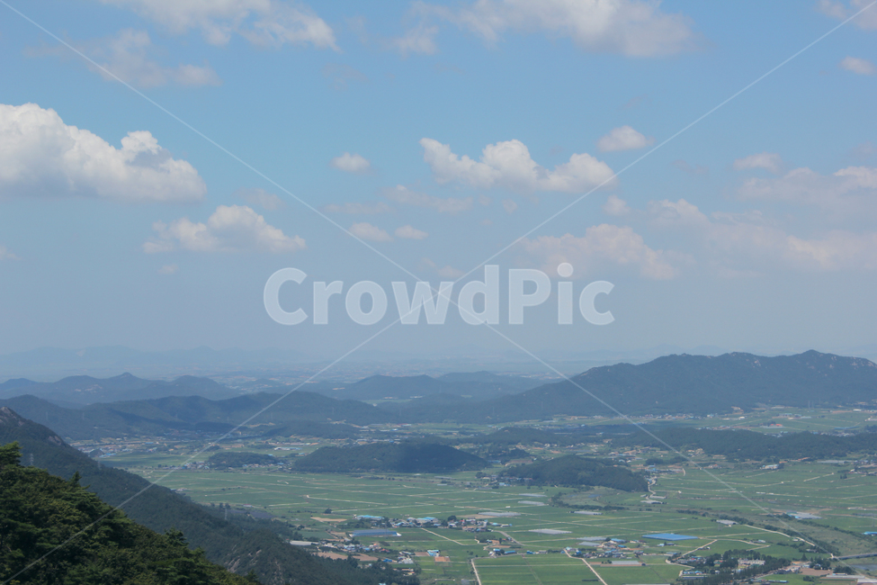 한국,아시아,전라도,전라남도,두륜산,산,먼산,풍경,마을,농촌,하늘,구름,항공촬영,언덕,자연,논,농경지,나무,파랑,파란하늘,그린,시골,낮