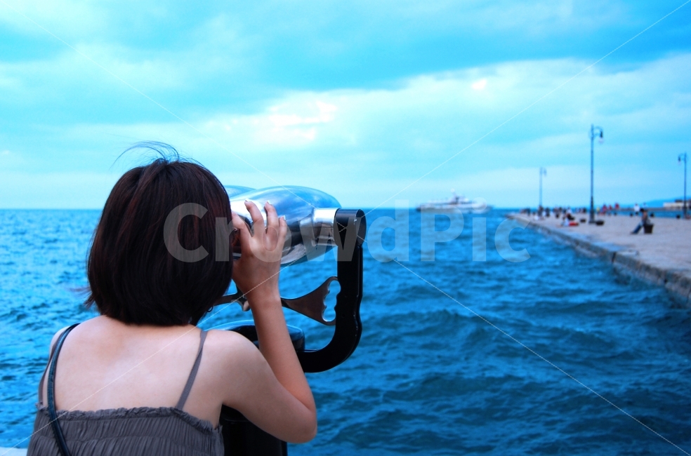 인물,바다,여행,풍경,감성사진,푸른,하늘,person,people,sea,ocean,seaview,seaside,beach,sky,sunny,맑은,날씨,weather,trip,travel,travelling,배경,배경사진,풍경사진,평화로운,분위기,차분한,차분함,평화로움,scene,ambience,atmosphere,calm,peaceful,tranquil,still,background,view,landscape,scenery,자연,풍경,nature,landscape,여름,계절,summer,season,여행,휴가,traveling,vacation,trip,사람,인물,인간,human,person,여성,여자,woman,female,lady
