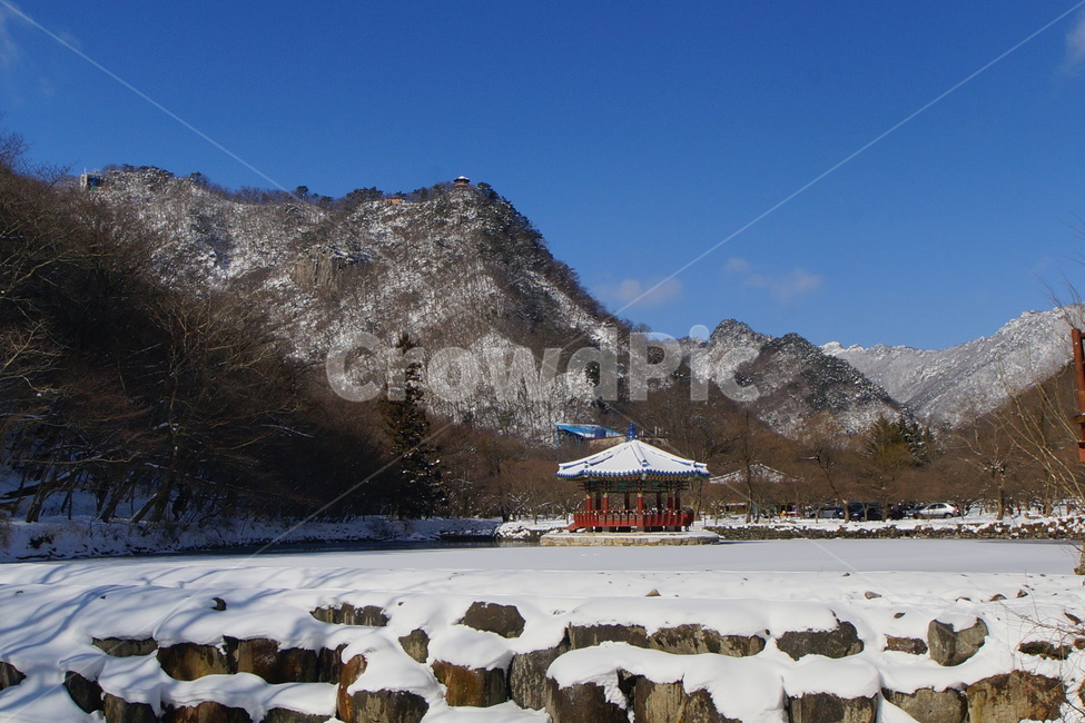 내장산설경,우화정,설경,국립공원,정읍,푸른하늘,겨울,눈,겨울,계절,winter,season,자연,풍경,nature,landscape,한국자연풍경,한국자연경관,korea nature landscape,outdoors,옥외,mountain,산,ice,빙