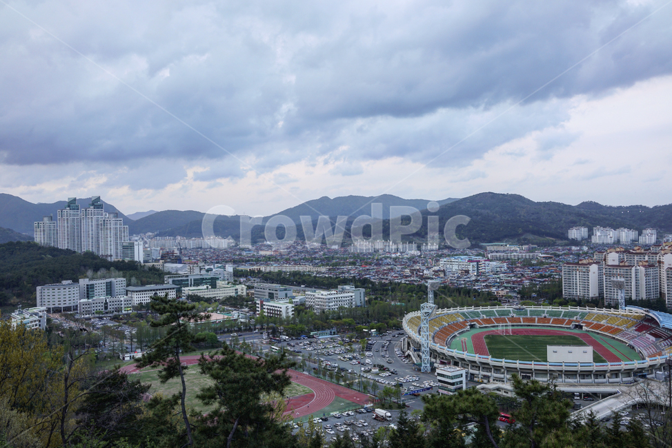도시,흐린날씨,흑구름,전망대,도시전경,건물,창원,배경,배경사진,배경화면,도시,풍경,city,landscape,한국도시풍경,한국도시경관,korea cityscape,경치,nature,자연,outdoors,옥외,scenery,aerial view,조감도