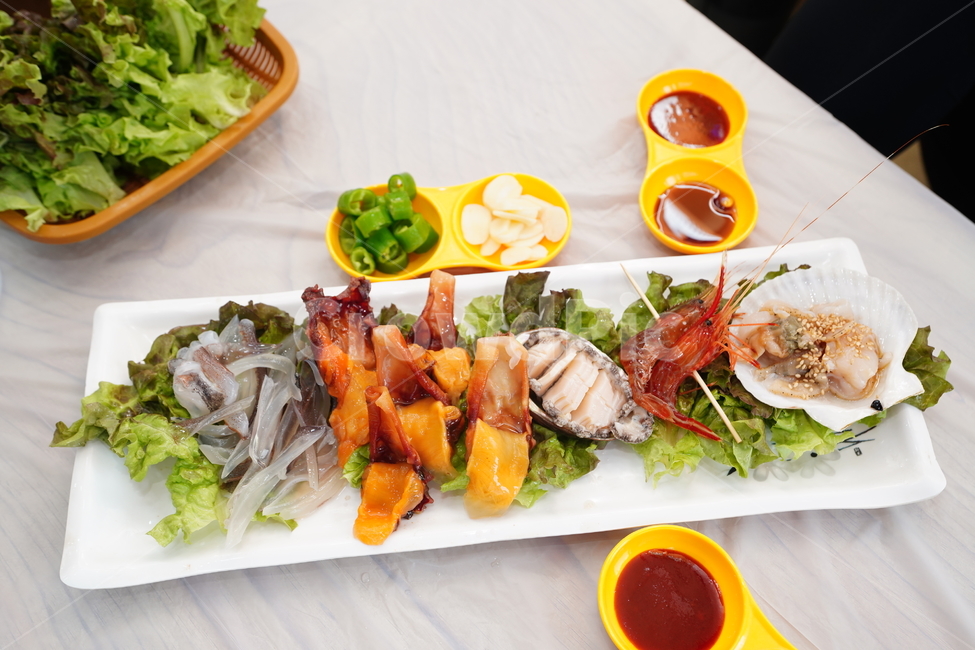 해산물,해물,안주,먹거리,회,멍게,색감,컬러,음식,스끼다시,시푸드,food,술자리,음식,식재료,요리,food,cook,meal,dishes,food reserves,수산물,해산물,fishery products,seafood