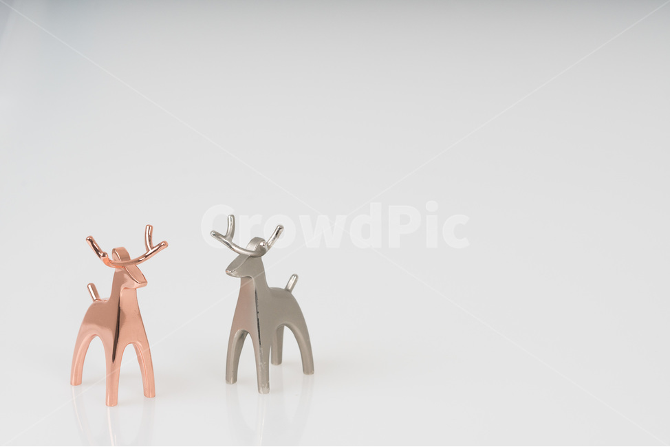 심리학,생활,커플,사슴,동상,골드,실버,함께,사랑,노루,금속,럭셔리,동물,뿔,반사,빤짝,광채,쥬얼리,루돌프,크리스마스,아웃포커싱,보석,귀금속,귀여운,액세서리,장식품,백그라운드,사물,물건,오브젝트,thing,object,matter