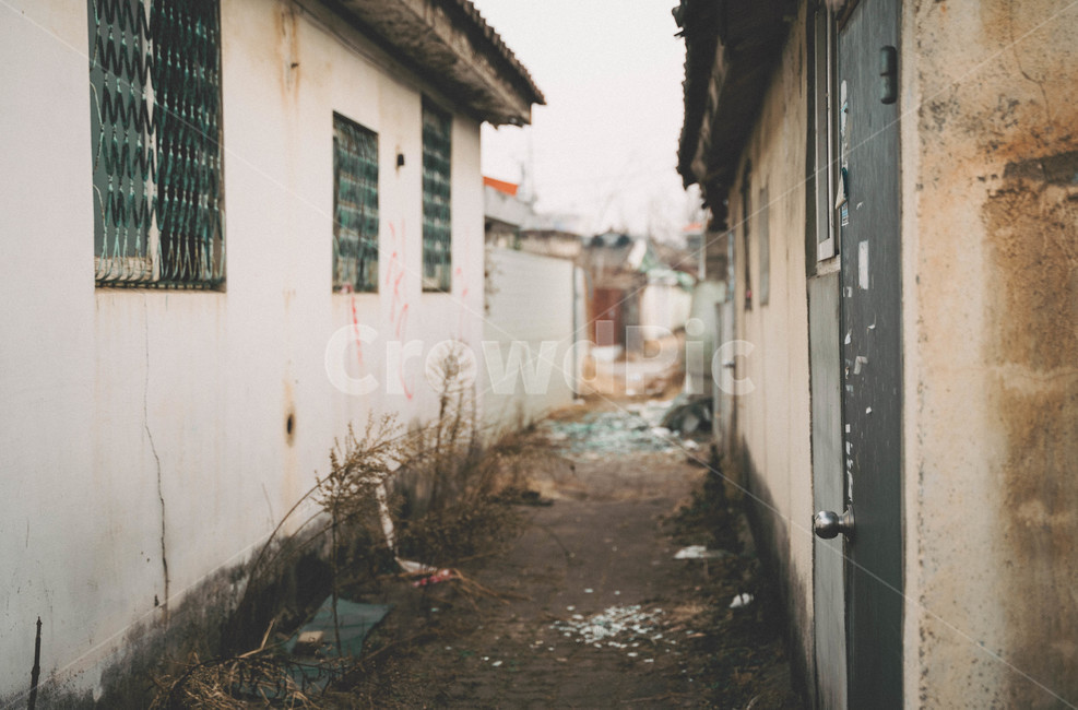 road,street,건물,재개발,폐건물,레트로,감성,골목,골목길,alley