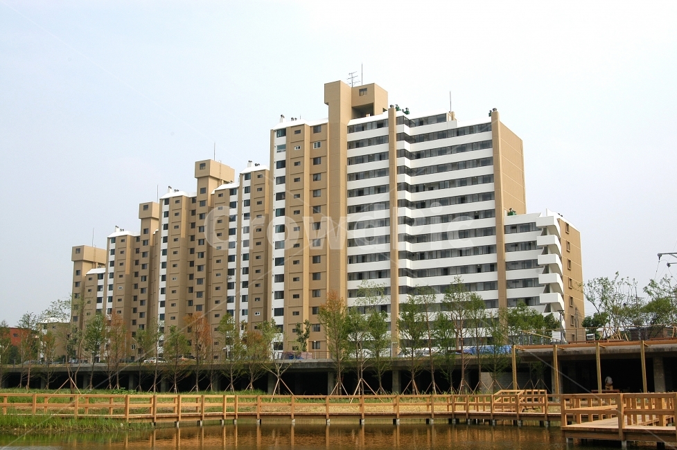 아파트,주택,하우스,빌딩,부동산,주거,집,고층아파트,도시,공원,건물,도시,풍경,city,landscape,한국도시풍경,한국도시경관,korea cityscape,건축물,건물외관,exterior,building,structure,architecture,construction,high rise,고층 건물,시티,town,urban,어반,apartment building