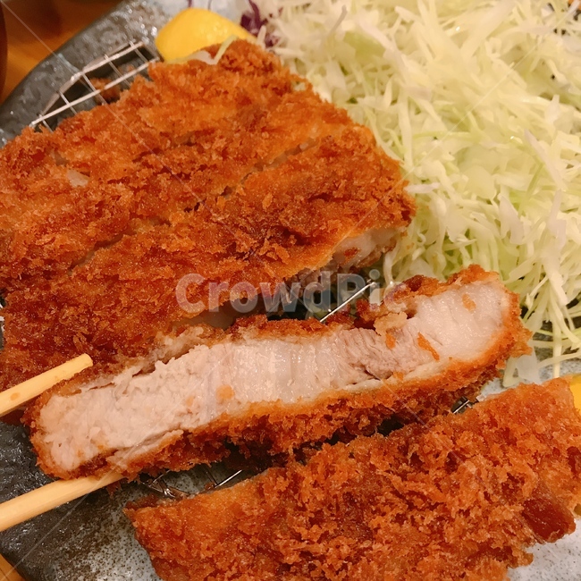돈까쓰,돈카츠,육류,돼지고기,튀김