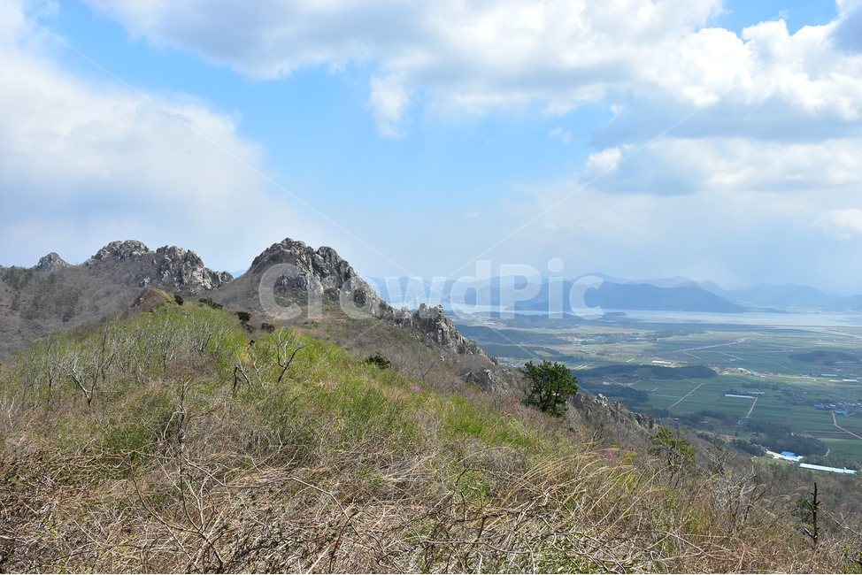 주작산,덕룡산,종주,진달래,풍경,기암,바위,비경,봄풍경,진달래꽃,강진,명산,산행,등산,마운틴,힐링,mountain,landscape,자연,natural,자연,풍경,nature,landscape,한국자연풍경,한국자연경관,korea nature landscape,outdoors,옥외,hill,언덕