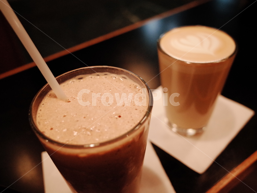 음식,food,coffeecup,drink,beverage,마실것,latte,라떼,컵,커피,카페모카,커피,카페,coffee,cafe