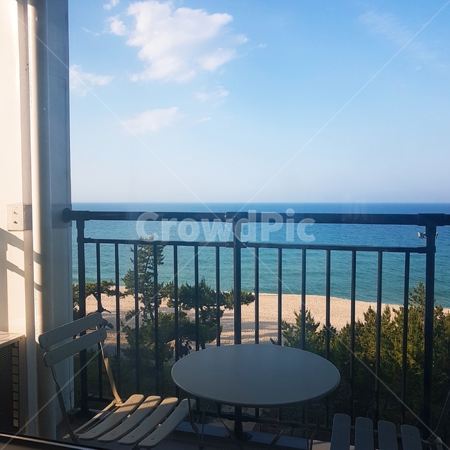 바다,휴식,테라스,여름바다,하늘,자연,풍경,nature,landscape,휴식,힐링,rest,relaxation,healing,railing,난간,balcony,발코니