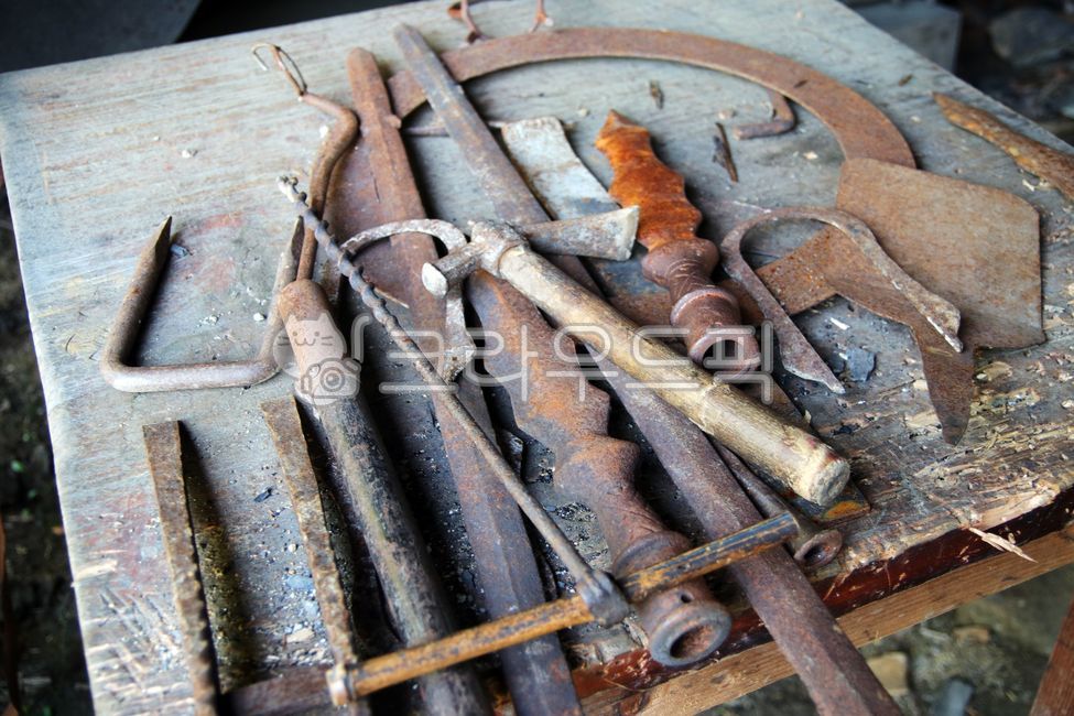 blacksmith,ironware,Goguryeo,smithy,iron tools,equipment,iron,iron age