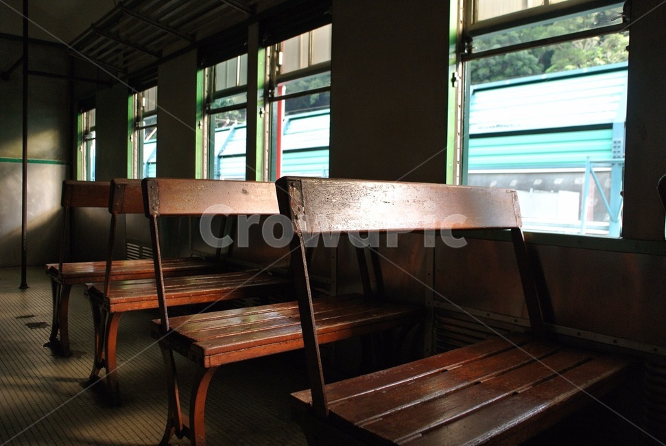 옛날기차,기차의자,추억,나무의자,가구,나무,chair,옛날,옛것