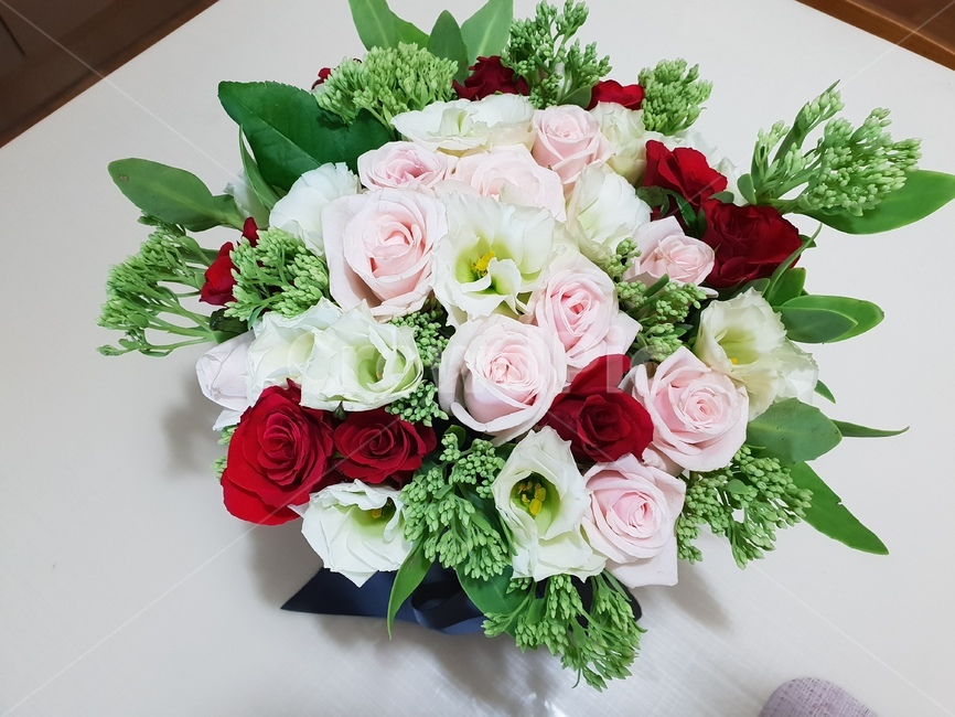 생화,선물,꽃,꽃꽂이,장미,꽃다발,기념일,축하,anniversary,congratulation,celebrate,celebration