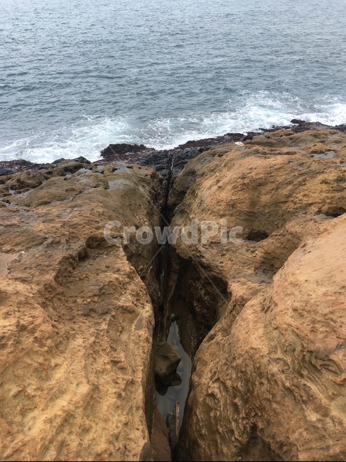 바다,파도,암석,바위틈,sea,ocean,wave,rock,자연,풍경,nature,landscape,outdoors,옥외