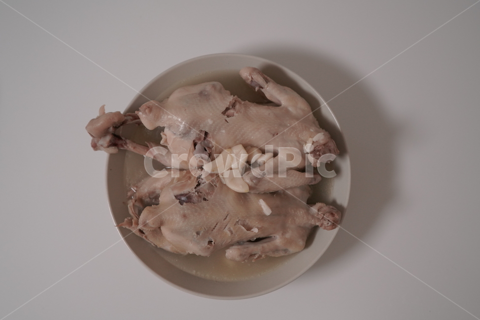 닭,백숙,요리,음식,닭고기,삼계탕,마늘,한식,한국음식,테이블,plating,단백질,초복,말복,중복,soup,보양식,영양식